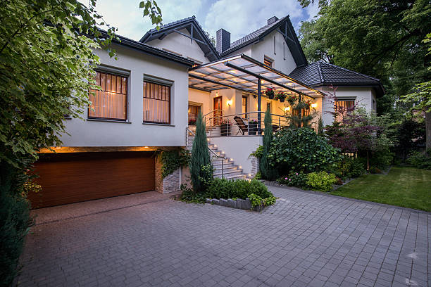 istock Luxury residence with cozy terrace 487092976