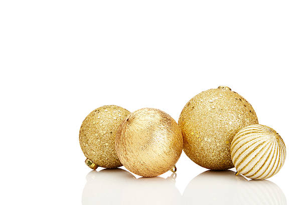 oro adornos navideños - christmas ornament christmas decoration sphere fotografías e imágenes de stock