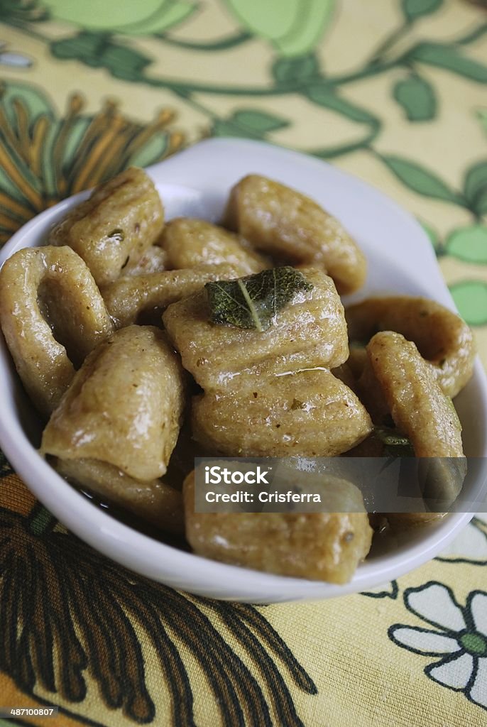 gnocchi fatti in casa - Foto stock royalty-free di Cibo