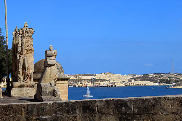 malta - jetty mediterranean countries pier water zdjęcia i obrazy z banku zdjęć