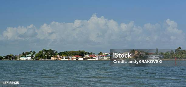 Colorato Belize City Caraibi - Fotografie stock e altre immagini di Belize - Belize, Città, America Centrale