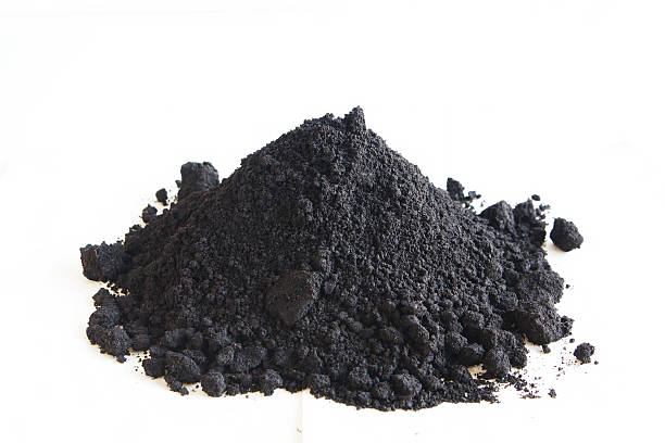 istock Small pile of ground over white background 487157419