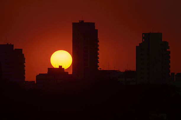istock Sunset in Sao Paulo 487171094