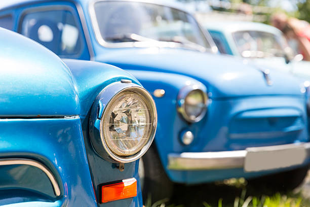 istock Retro cars 487199776