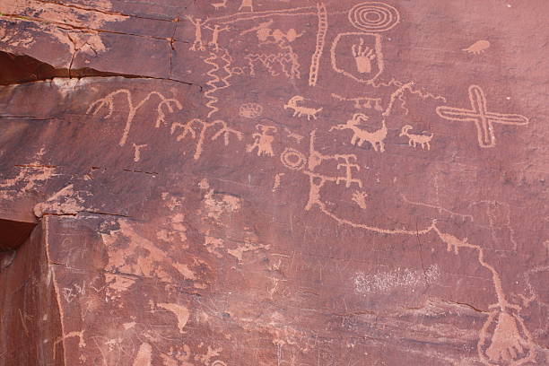 istock Hieroglyphics in Valley of Fire State Park - Nevada 487201569