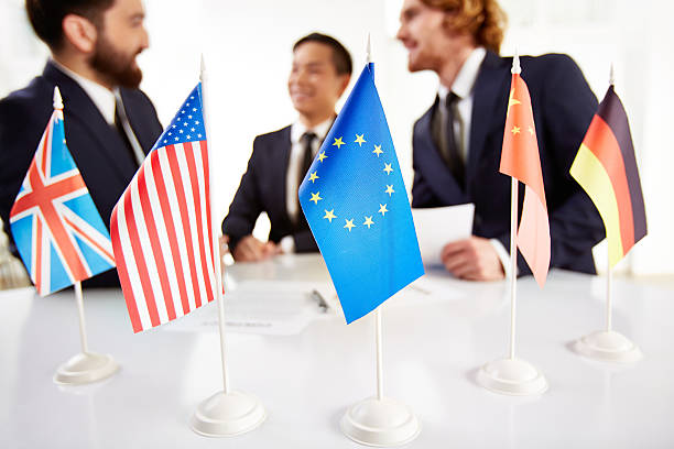 istock Meeting of countries 487202241