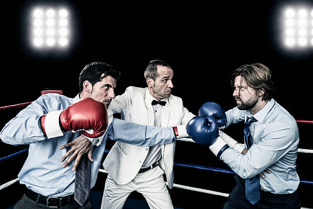 empresario de lucha - boxing caucasian men business fotografías e imágenes de stock