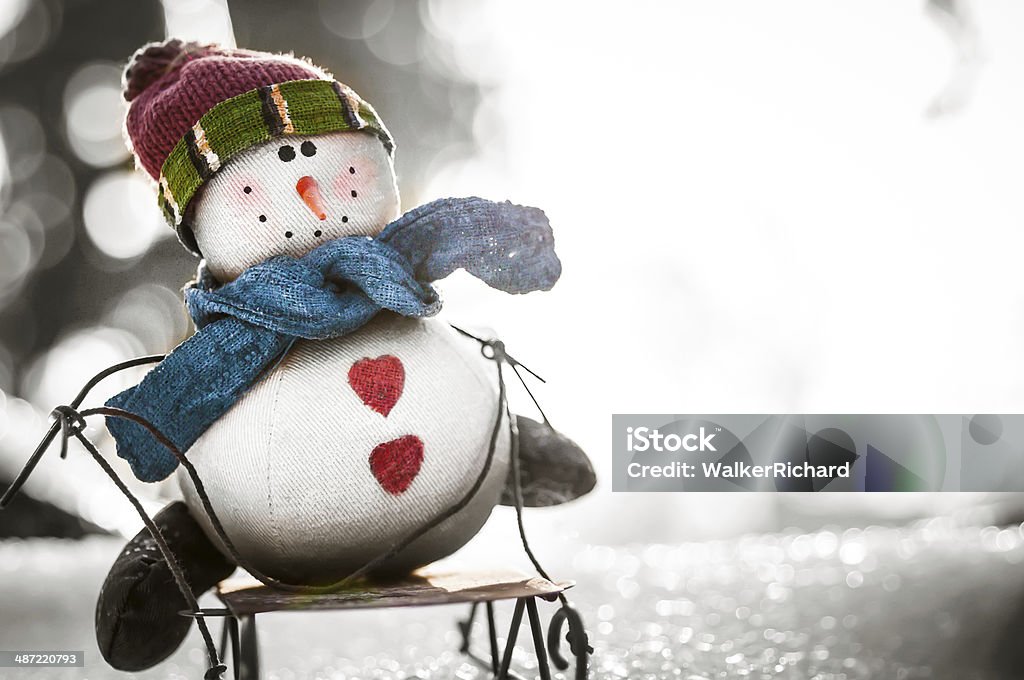 Trineo con muñeco de nieve - Foto de stock de Agua helada libre de derechos