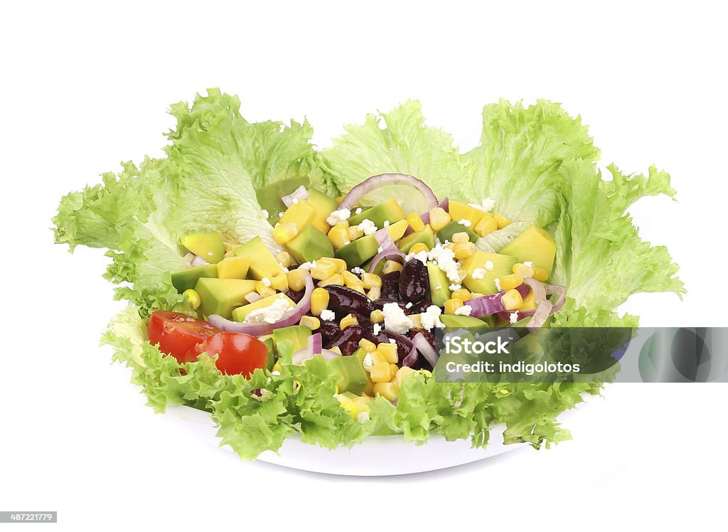 Salada de feijão vermelho com queijo feta. - Foto de stock de Abacate royalty-free