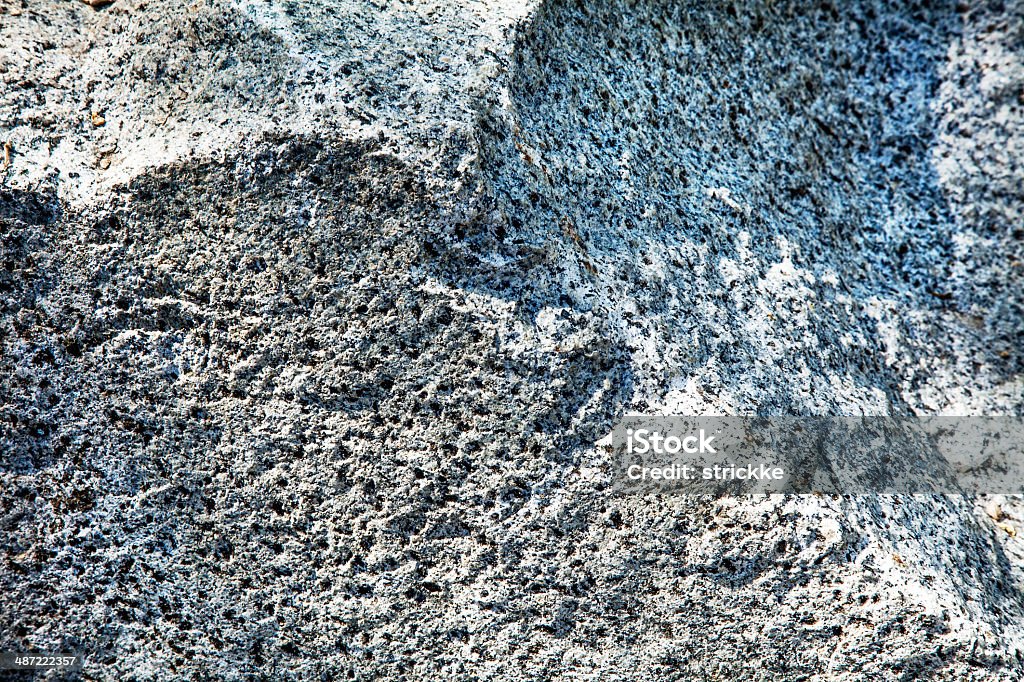 Грубовато-Серый гранит текстуры под разными Солнечный свет - Стоковые фото Без людей роялти-фри