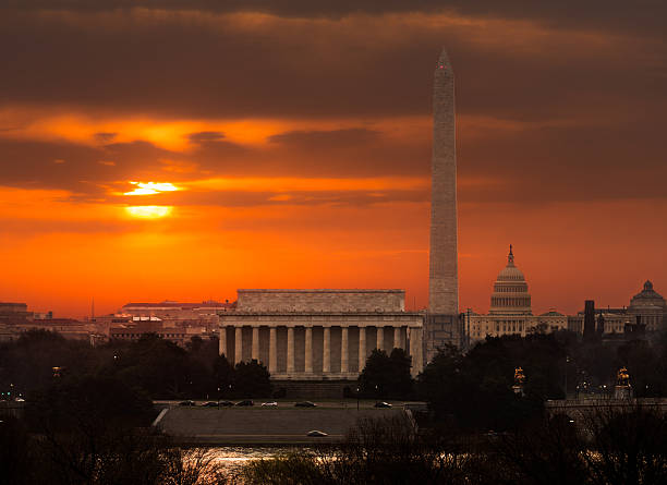 istock Fiery sunrise over monuments of Washington 487225587