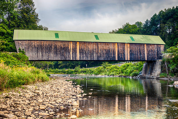 istock New England Covered Bridge - Lincoln Bridge In Vermont 487229856
