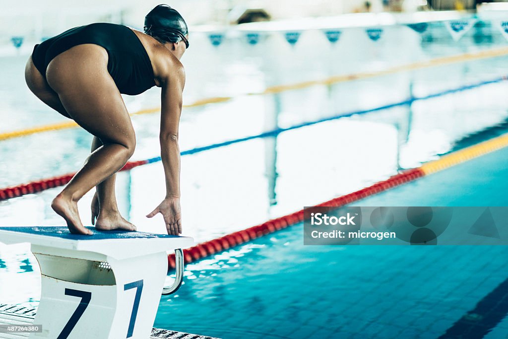 starting block de natation - Photo de Natation libre de droits