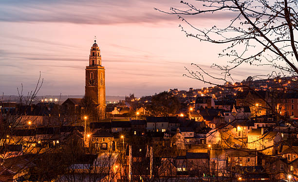 st anne's church, shandon, cork - republic of ireland corcaigh night photography zdjęcia i obrazy z banku zdjęć