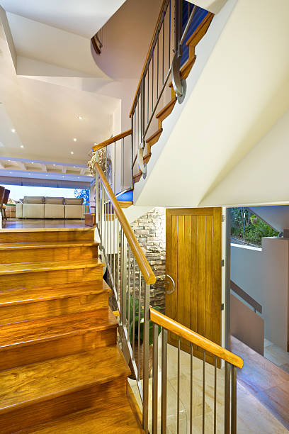 istock Stairway in a beautiful modern house 487313298