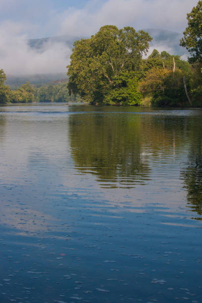 istock Shenadoah River in late summer 487383050