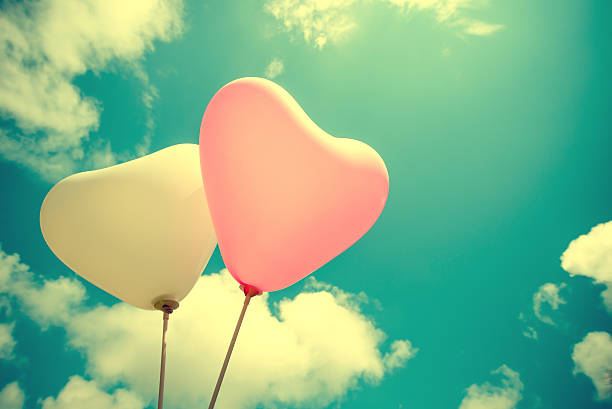 istock vintage heart balloon 487394784