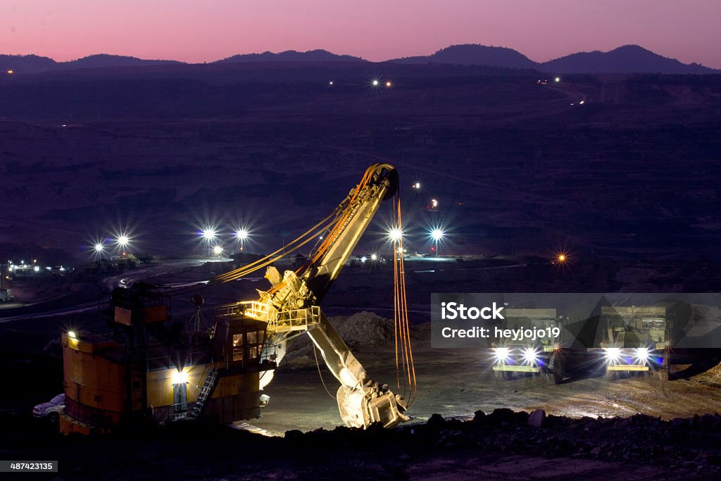 Горнодобывающая промышленность машина - Стоковые фото Горнодобывающая промышленность роялти-фри