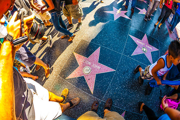 elton john's stern auf hollywood walk of fame - the hollywood boulevard stock-fotos und bilder