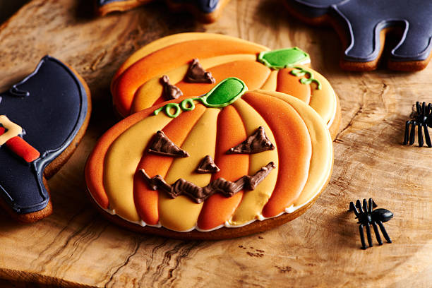 istock Halloween homemade gingerbread cookies 487440218