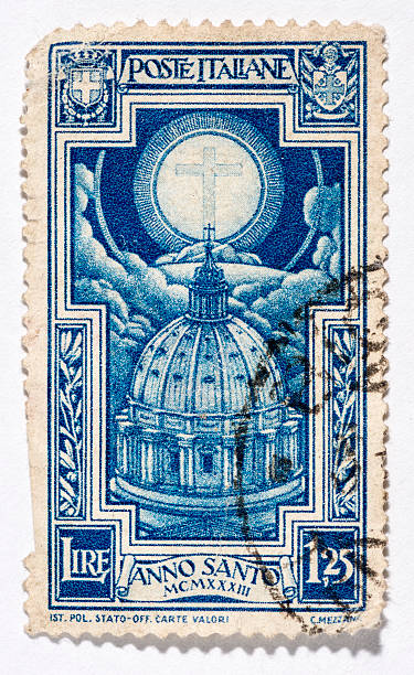 istock Vintage antique old postage stamp from Italy 487486035