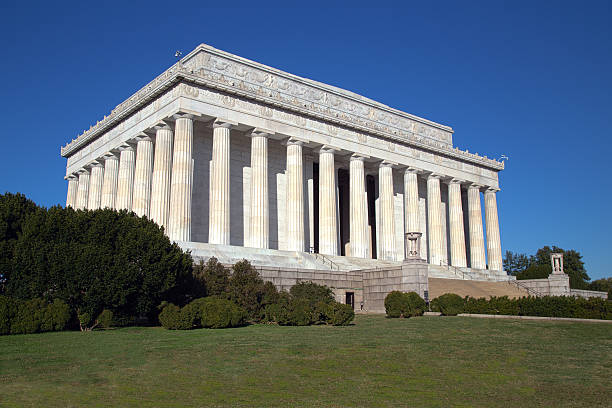 istock Washington, DC - Lincoln Memorial 487490203