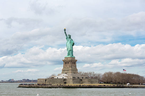 istock The Statue of Liberty 487513294