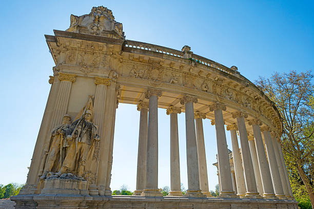 istock Colonnade in the Retiro Park in Madrid 487572499