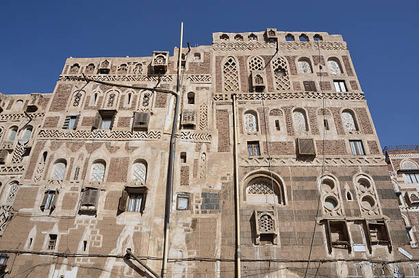 iêmen, sana'a, a cidade velha, parte da antiga casa de moradia - destrination - fotografias e filmes do acervo