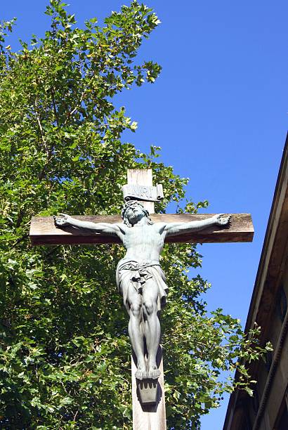 istock Crucifixion of Jesus 487599932