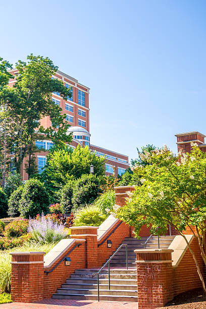 istock modern and historic architecture at college campus 487604100