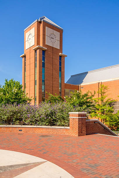 istock modern and historic architecture at college campus 487604124