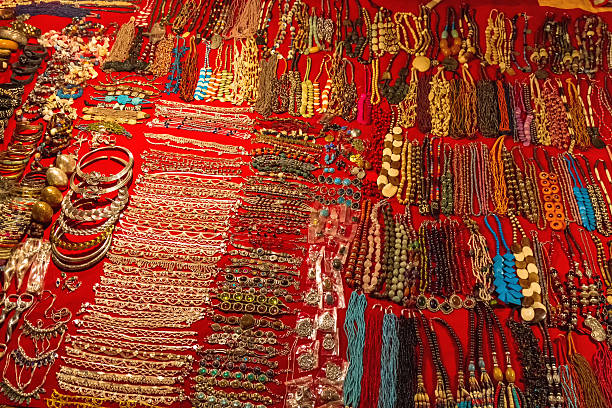 istock Indian jewellery 487605497