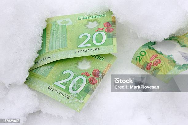 Замороженных Активы — стоковые фотографии и другие картинки Канадские доллары - Канадские доллары, Валюта, Замороженный