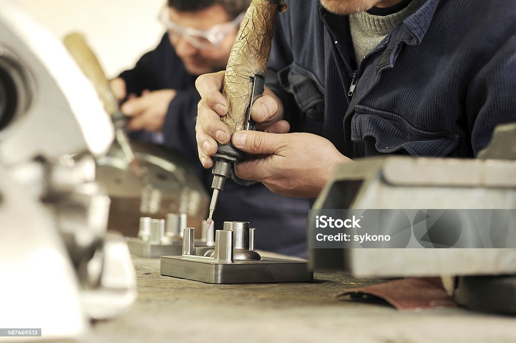 Partie de véhicule de l'Industrie - Photo de Adulte libre de droits