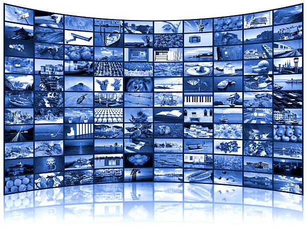 video wall de pantallas de televisión - grupo grande de objetos fotos fotografías e imágenes de stock