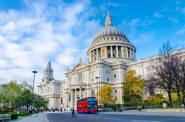 istock St. Paul's Cathedral from the south vertical 487689673