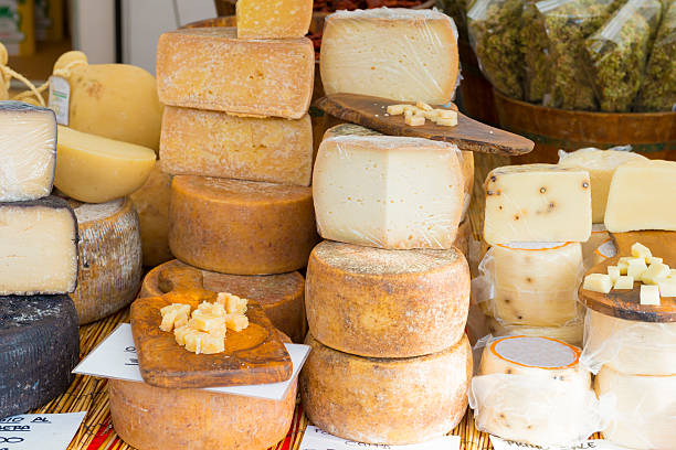 ser - cheese portion swiss culture swiss cheese zdjęcia i obrazy z banku zdjęć