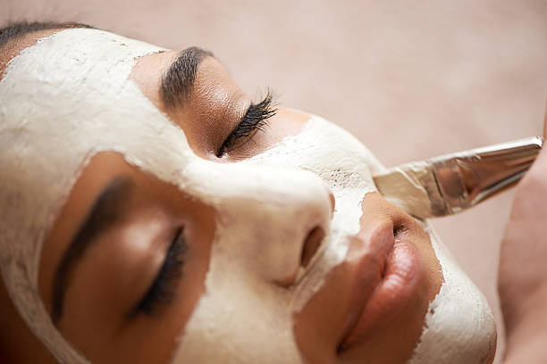 istock Nourishing her skin 487691508