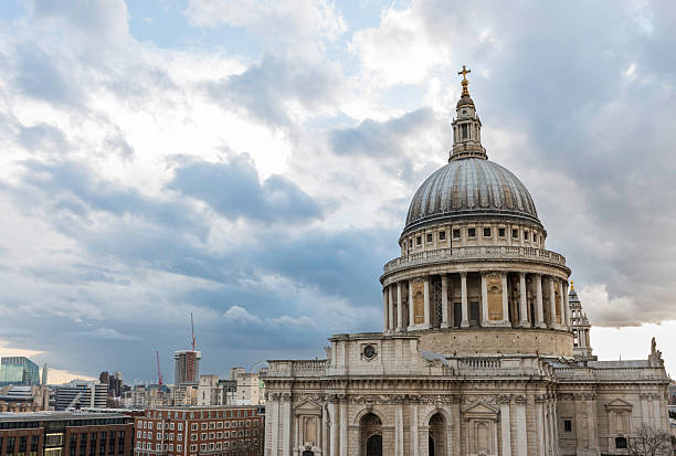 St.Paul’s Cathedral in London against a cloudy sky