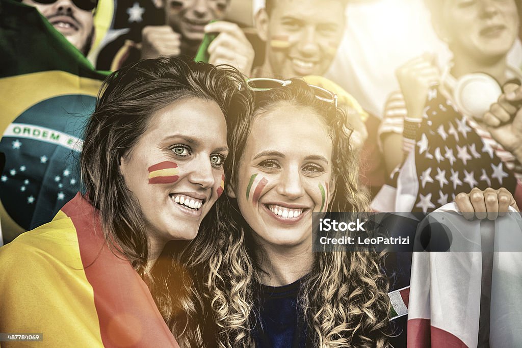 Frau Fans von verschiedenen Mannschaften im Stadion - Lizenzfrei Fan Stock-Foto