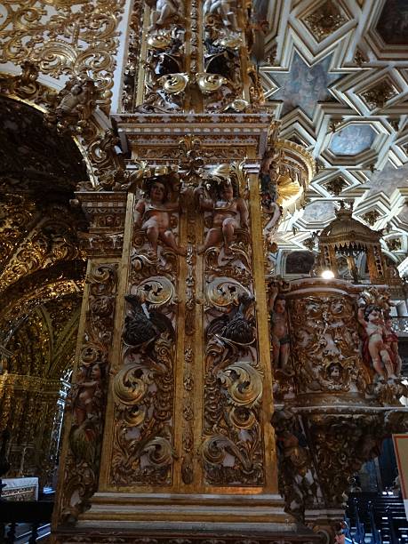 istock Altar_San Francisco_Church 487790018