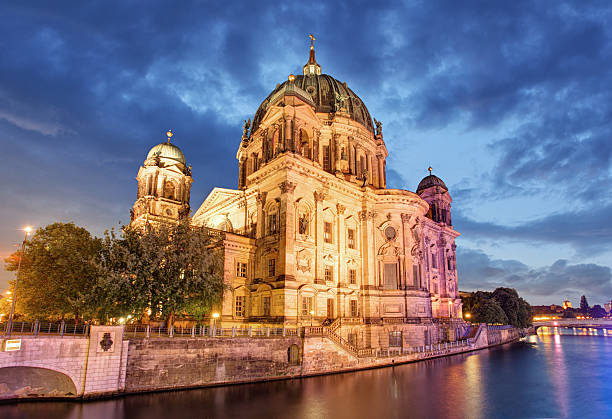 istock Berliner dom, Berlin cathedral at night, Germany 487790032