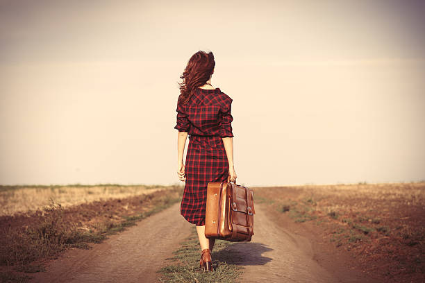 istock girl with bag 487808106