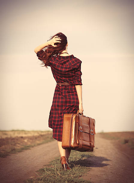 istock girl with bag 487808136