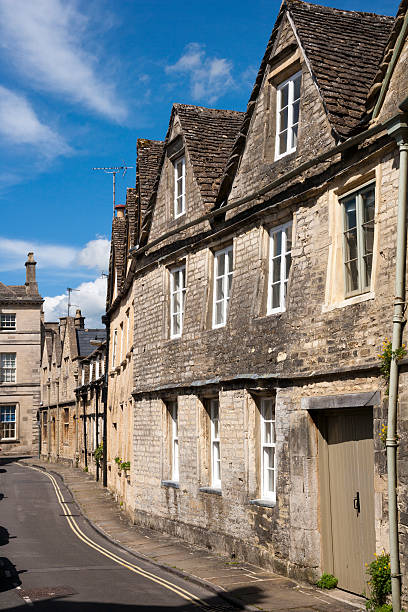 istock Picturesque Cirencester's quaint old streets 487817376