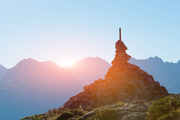 istock Mark of the right path in the high mountains 487820922