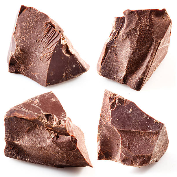 istock Set of chocolate pieces isolated on white 487833459