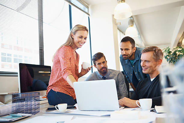 istock She's showing them what to click on next 487833775