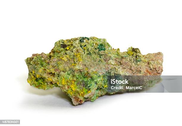 Museum Mineralserie Drei Uran Mineralien Aus Zaire 3 8 Cm Breit Stockfoto und mehr Bilder von Selen